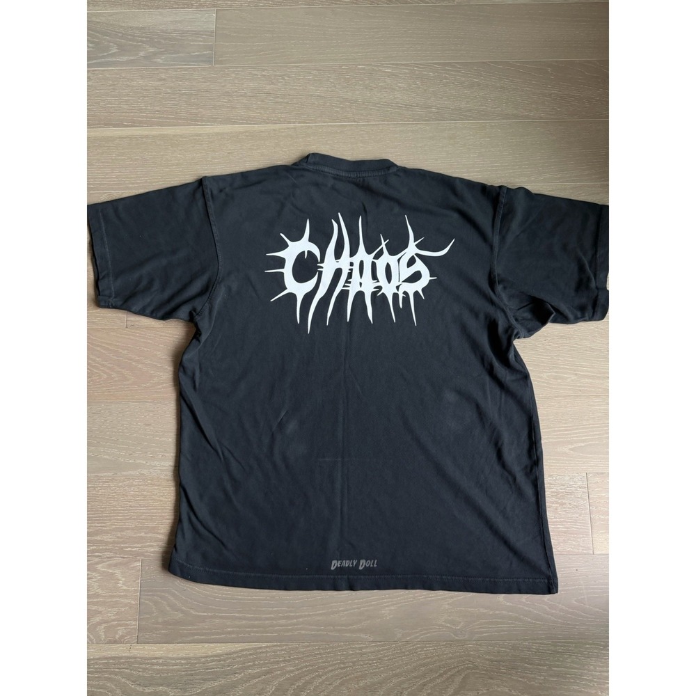 LARGE DEADLY DOLL X KEN CARSON COMPLEXCON EXCLUSIVE CHAOS TEE ❤️✅ NEW SHIPS ASAP - Picture 5 of 5